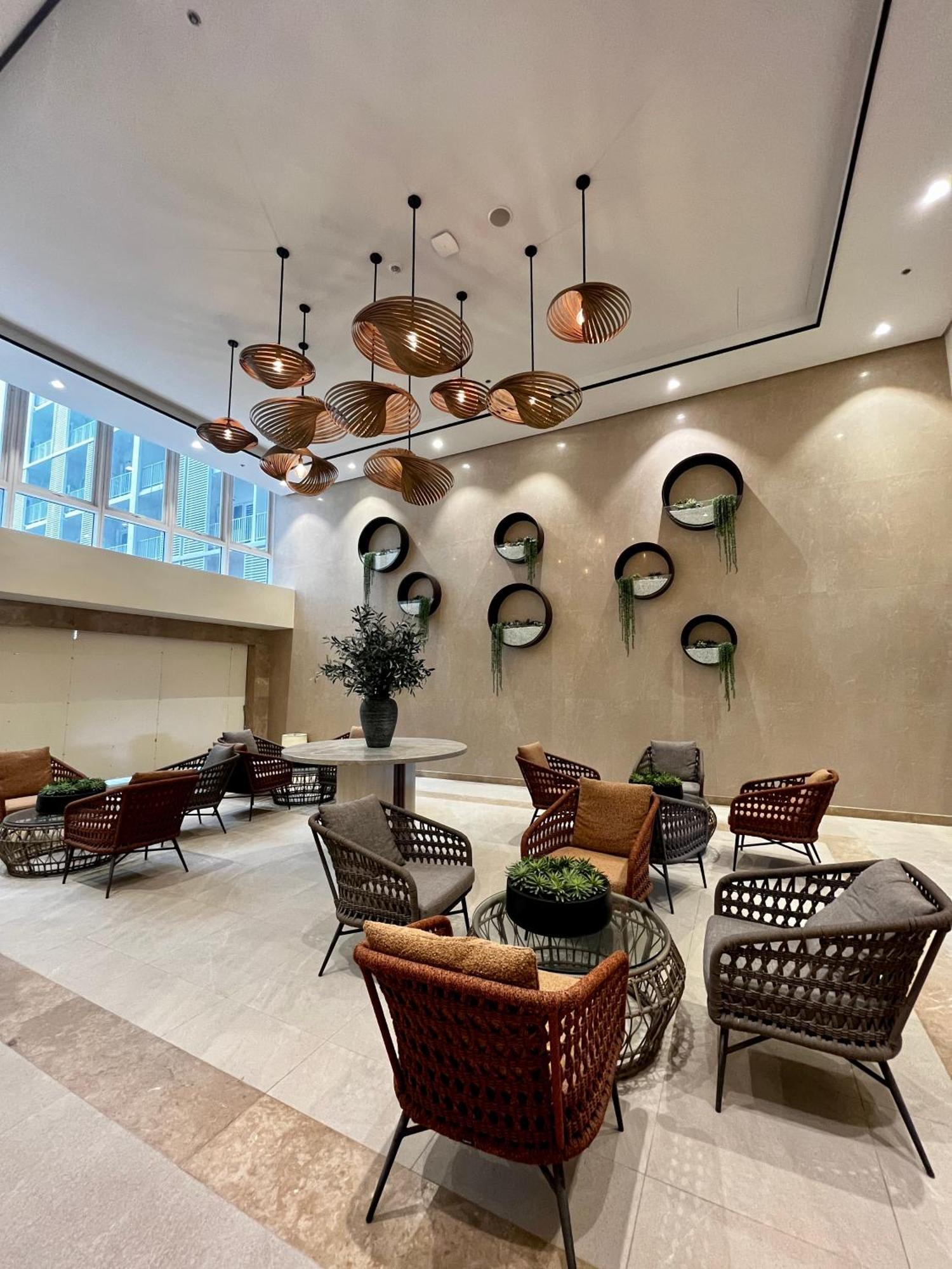 Park Mckinley West Bgc Apartment Taguig Exterior foto